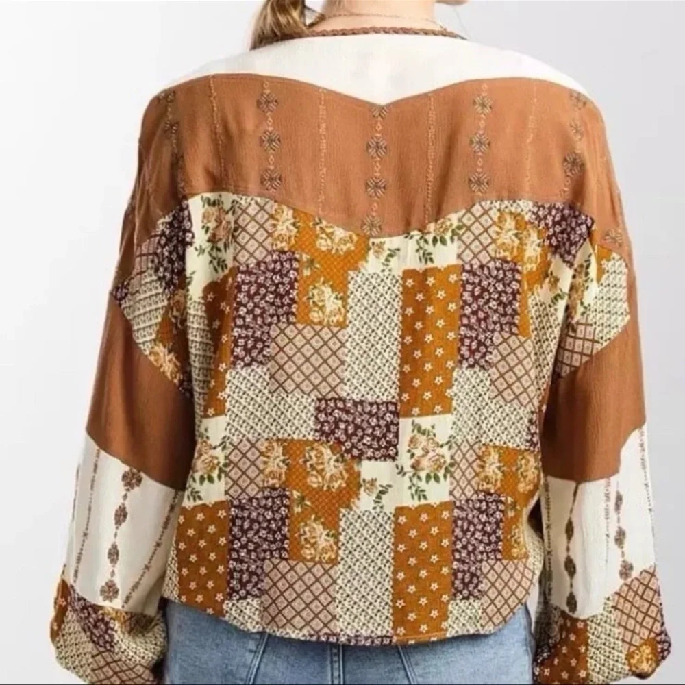 Miss Me Women's Bohemian Patchwork Peasant Lace-Up V-neck Blouse Size L … - Picture 2 of 10
